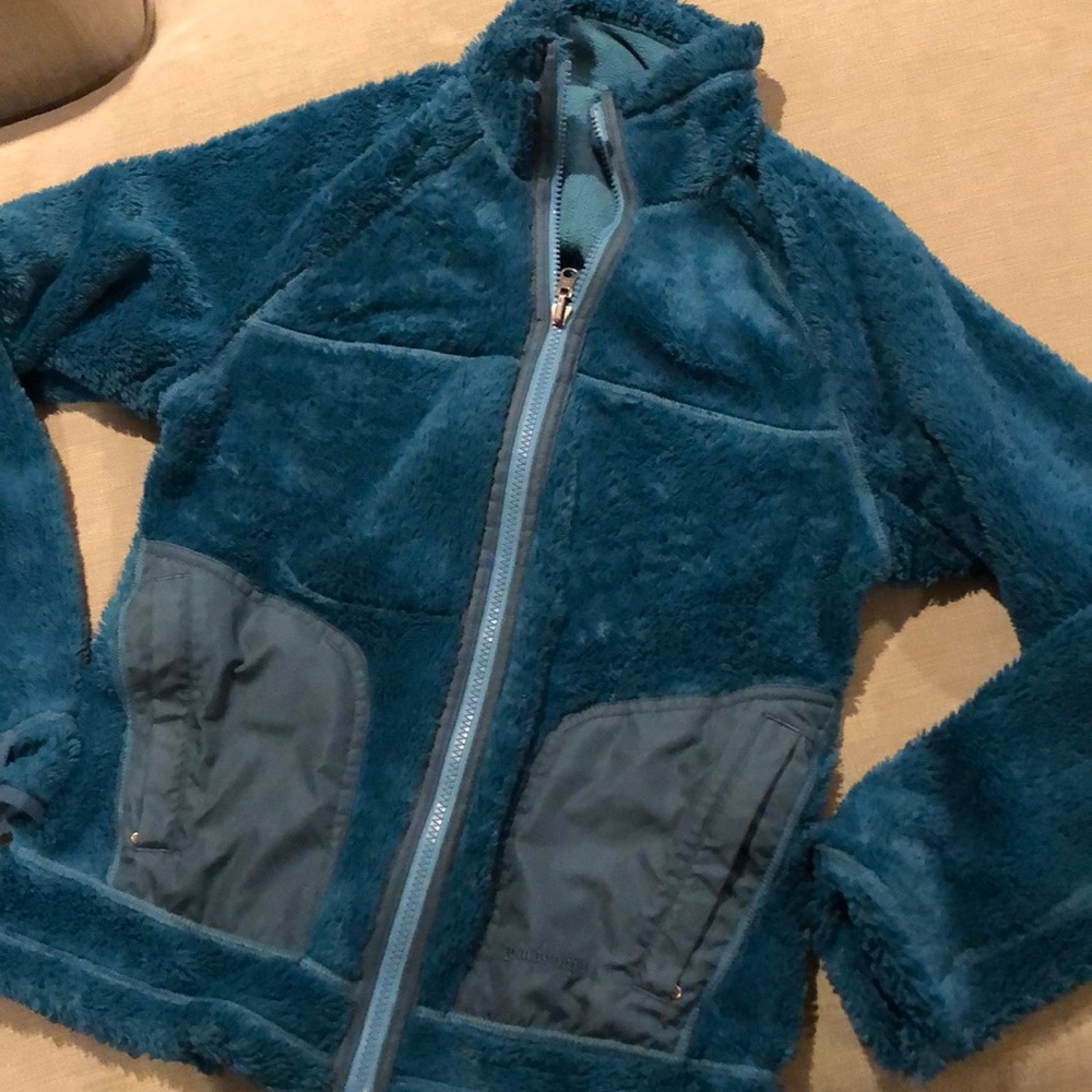 Reversible Patagonia Zip up!